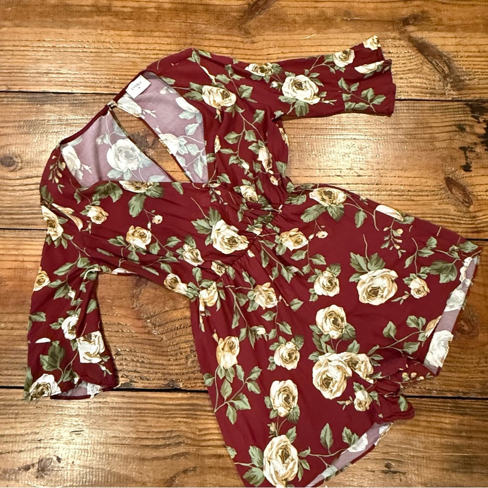 Everly Burgundy Floral Deep V Romper Rayon Rose Print Size Large